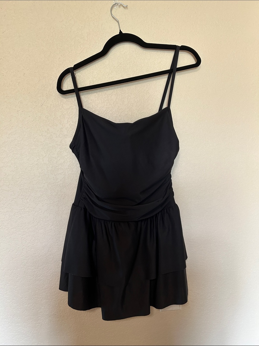 🖤 Miraclesuit Black Tiered Ruffle Swim Dress One Piece Swimsuit Size 14